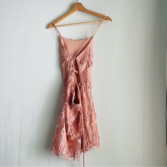 Lulu’s Making Magic pink fringe lace up mini dress size large - Picture 7 of 8